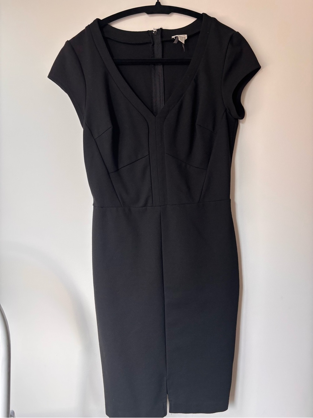Dynamite Black V-Neck Cap Sleeve Midi Dress